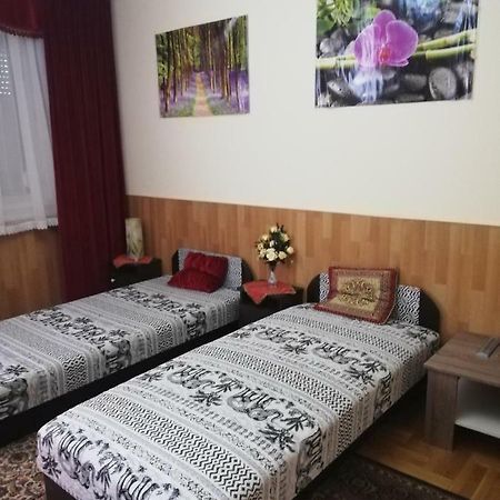 Szoboszlófőnix Vendégház Hajdúszoboszló Exterior foto